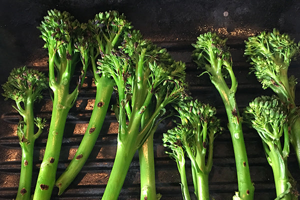 Stemmed Broccoli loves Ukuva White and Green Peppercorns and Green Herbs.