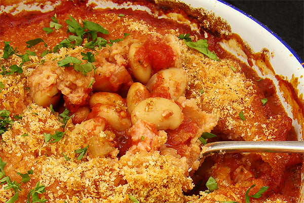 Curried Butterbean bake with breadcrumb crust